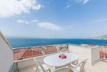 Turistlägenheter Apartments Luca