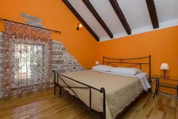 Apartaments turístics Apartments Renata
