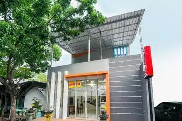 Hotel Oyo 2489 Choco 88 Residence