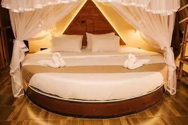 Hotel Igabara Hobbit House