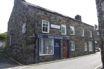 Majatalo Aber Cottage B&b