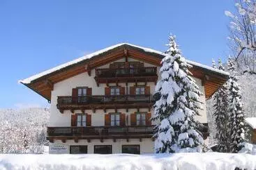 Pensió Gästehaus Pfatischer