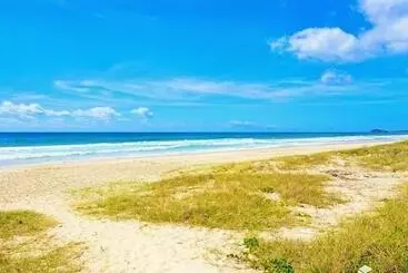 ツーリストアパートメント Casuarina Cabana   Tweed Coast Holidays