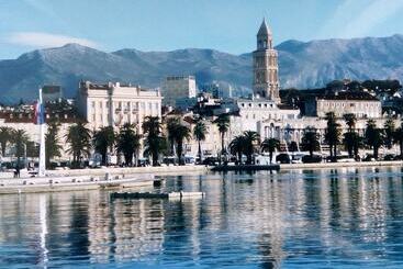 Apartamente turistice Eco B&b Old Town Beach