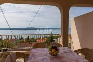 آپارتمان‌های توریست‌ها Apartments San Dramalj   Crikvenica