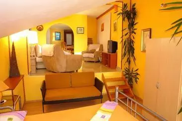 آپارتمان‌های توریست‌ها Apartments Senka