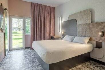 B&B HOTEL Valenciennes Sud