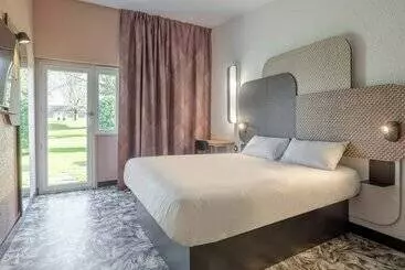 B&B HOTEL Valenciennes Sud