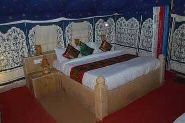 Golden Paradise Desert Resort