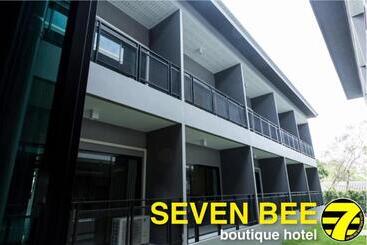 Отель Seven Bee Boutique