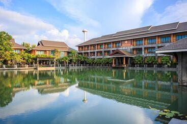 Hotelli De L Amour Sha Plus