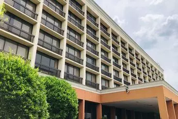 בית מלון כפרי Wyndham Garden Atlanta Airport