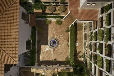 Отель One Beach Street Puerto Vallarta