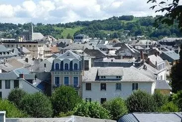 ホテル Des Pyrénées