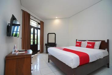 הוסטל Puri Sanur