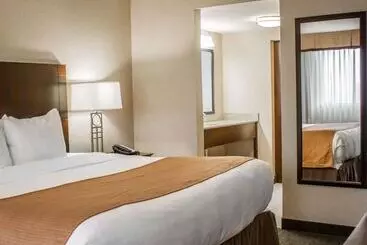 호텔 Comfort Inn & Suites