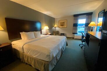 酒店 Ramada By Wyndham Luling