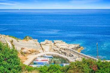 آپارتمان‌های توریست‌ها Villa Azure