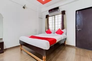 Hôtel Flagship 47852 Warunase Palace