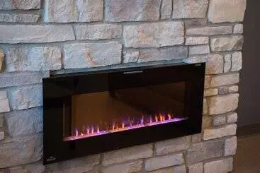 Hotelli Cobblestone Inn & Suites  Forest City