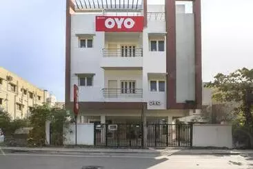Pension O Home Harma Residency Near Koyambedu Metro Station