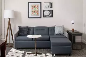 اقامتگاه Sonesta Es Suites New Orleans Convention Center