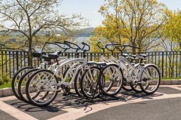 בית מלון כפרי The Abbey Inn & Spa