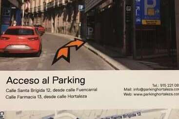 هاستل Fuencarral Rooms