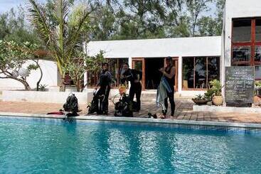 مبيت وإفطار Liquid Dive Adventures