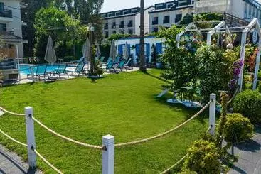 Hotel Uras Beach