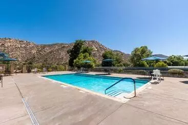 Отель San Diego Country Estates