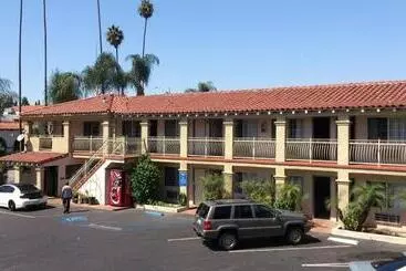 호텔 Santa Ana Travel Inn