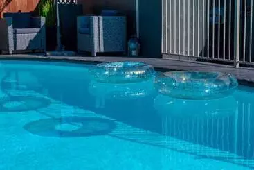 モーテル Shell Beach Inn