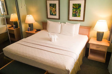 Sea Captain Resort on the Bay