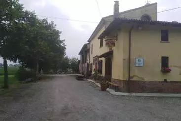 Hotelli Il Tramonto Sul Po