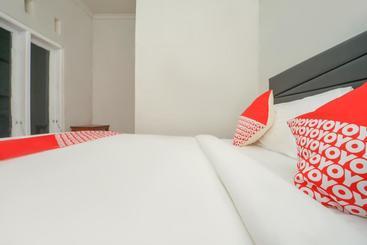 Szálloda Oyo 2937 Nindy Homestay 2