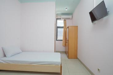 Hotel Oyo Life 2084 Pasir Kaliki 165