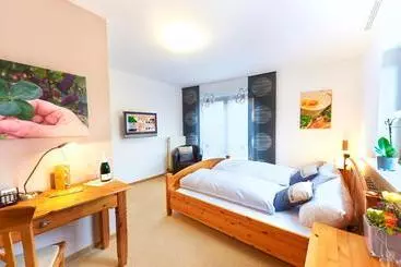 Hotelli Gästehaus Achenbach