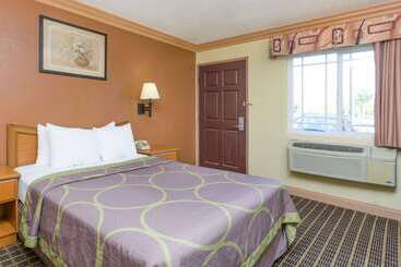 モーテル Super 8 By Wyndham Azusa