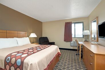 מוטל Super 8 By Wyndham Melrose