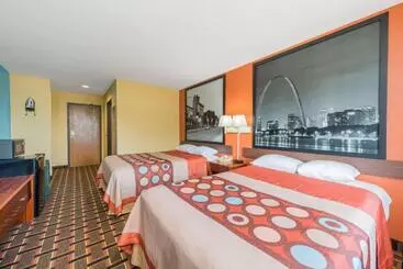 モーテル Super 8 By Wyndham Staunton