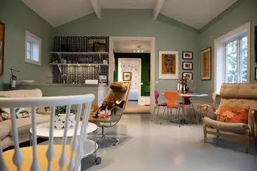 Bed and Breakfast Artstay