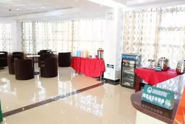 Hotel Greentree Inn Zhenjiang Danyang City Yaohan Mall Business