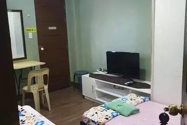 ホテル Aa Travellers Pad