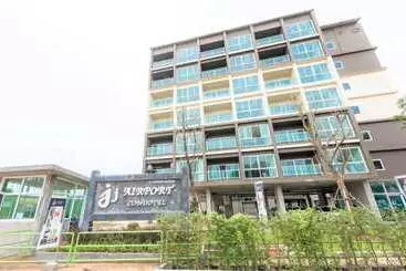 Jj Airport Condotel