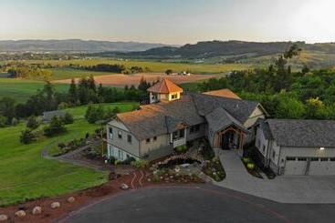 Bella Collina Bed & Breakfast