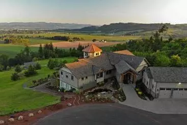 Bella Collina Bed & Breakfast