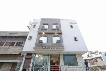 Hotel Kanchan Palace By Oyo Rooms