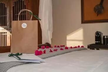 Hotelli Tomo Safari Lodge