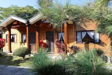 تختخواب و صبحانه Xitou Yun Zhuan Homestay